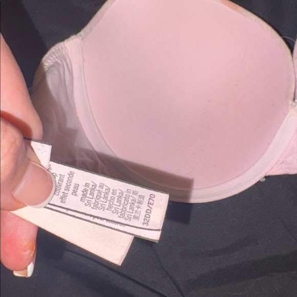 Victoria’s Secret 32DD Pink Bra - Picture 3 of 3